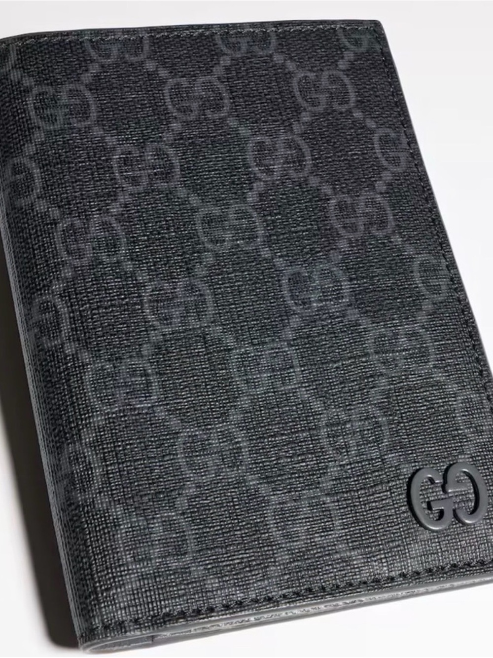 Gucci GG Supreme Black Passport Case Interlocking G Men’s Wallet